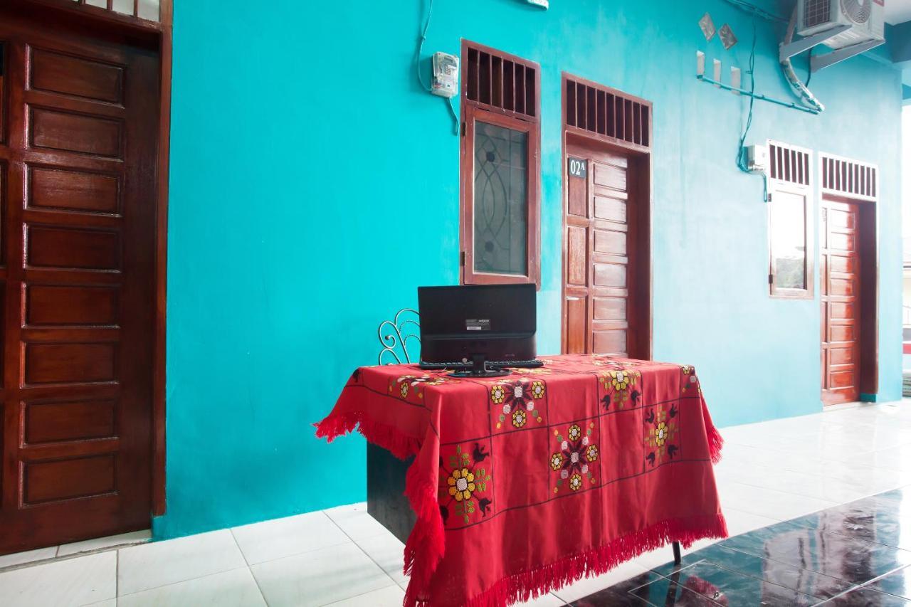 Oyo 1978 Pondok Indah Residence Medan Kültér fotó